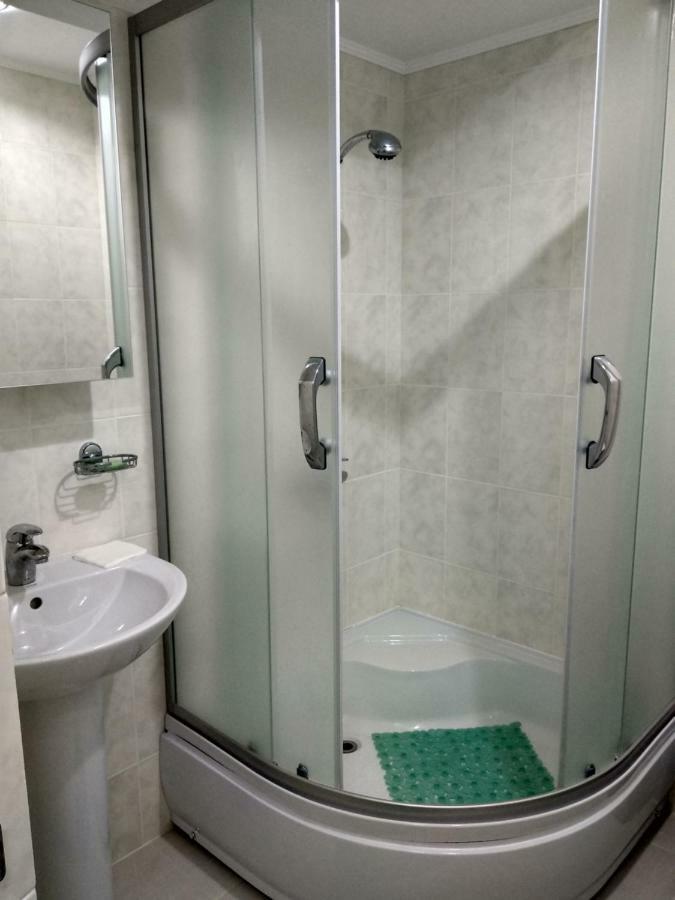 Hotel Prietenia Bender 外观 照片