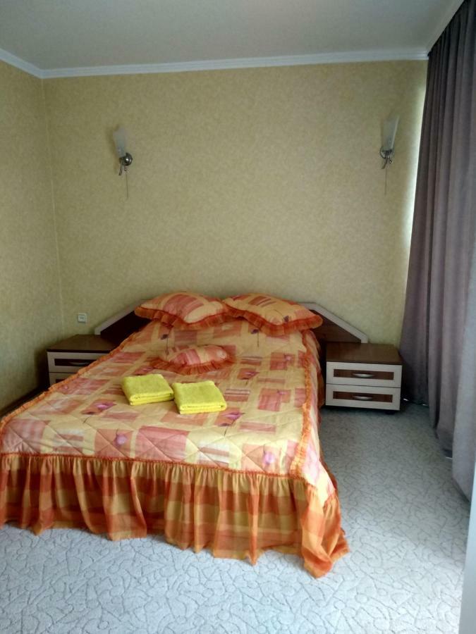 Hotel Prietenia Bender 外观 照片